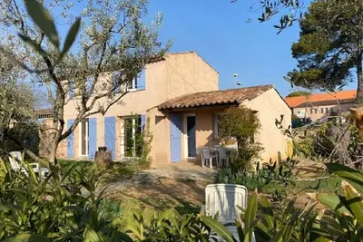 Image de Maison climatisée 3 étoiles, 4\/5 personnes, piscine, jardin, animaux, parking