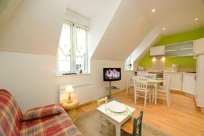 Image de Appartement orienté Sud 4 pers. 200m plage et commerces - wifi - Tout Inclus