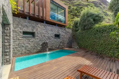 Image de Woodlovers Mar - Villa à Jardim Do Mar avec piscine privée et vue sur la mer