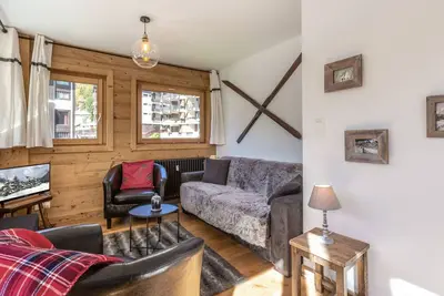 Image de Appartement cosy 2 pièces, proche commerces et téléphérique, parking disponible
