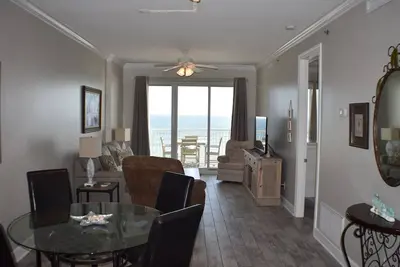 Image de # 504 - Magnifique Gulf Front 5ème étage / 2bd 2ba / Grand balcon / Entrée sans clé