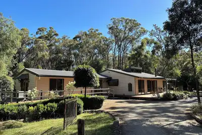 Image de Duck Tree Lodge - un magnifique logement de brousse