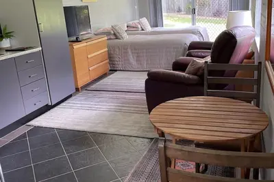 Image de Appartement avec jardin dans la belle plage de Valla