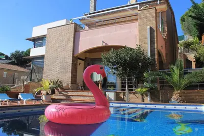 Image de Villa Sofia avec vue sur la mer. .