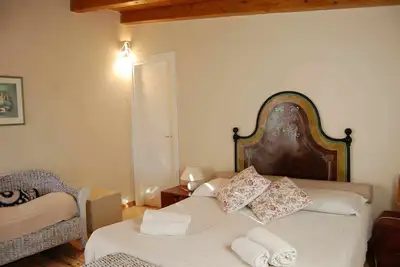 Chambre Agriturismo L aglientu- Girasole
