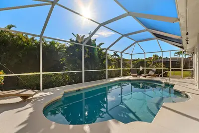 Villa \"Pine Island\" Piscine généreusement luxueuse