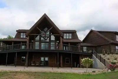 Image de Superbe escapade en cabine privée avec magnifique cheminée près de Quincy, Illinois
