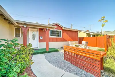 Image de Santa Clara Central Home w / beaux espaces extérieurs