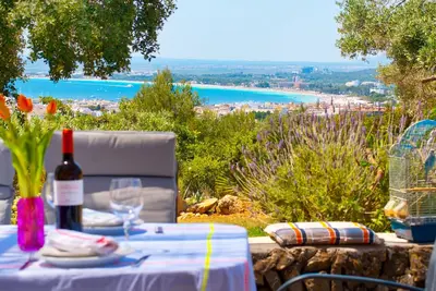 Image de Villa avec piscine pour 6 à la campagne avec vue sur les 2 baies et des hamacs