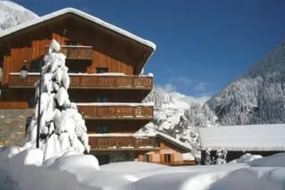 Image de Chalet de luxe & appartements de 50 m² à 600 m² - 2 à 18 pièces - 2 à 36 pers.