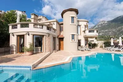 Image de Charmante villa de luxe avec piscine privée et vue sur Kalkan