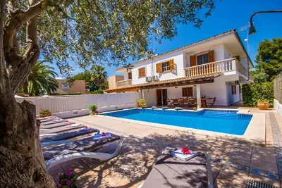 Maison avec piscine Eden Lago près de la plage
