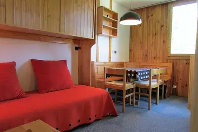 Image de Studio divisible pour 3 pers, prox commerces et pistes, parking gratuit, balcon