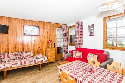 Image de Studio rénové 3 pers, balcon sud, au pied des commerces et près des pistes