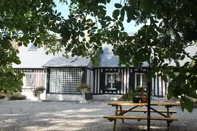 Image de Gîte Normand entièrement rénové  - au calme - avec 2000 m² d'espaces vert