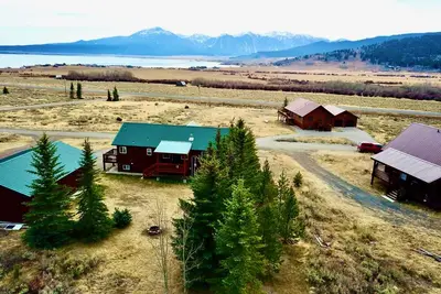 Image de Lake Haven Luxury Cabin, 4 chambres, Wifi, deux espaces de vie