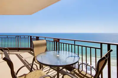 Image de Condo de luxe Westwinds au dernier étage - Ameublement neuf - Vue imprenable sur le golfe!
