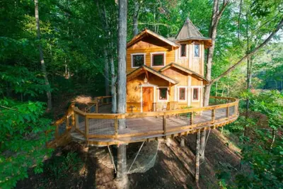 Image de Treehouse romantique #bucketlist