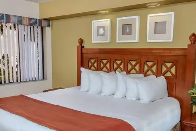 10-14 juillet ~ 2 Br Villa spacieuse - 10 personnes - Minutes de Disney