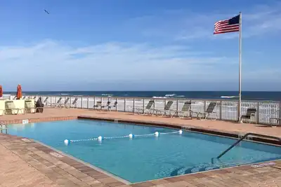 Image de Offres spéciales du mois de mai - Vue spectaculaire sur l'océan - Plage sans voiture - Lit bébé - Piscine