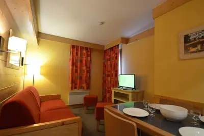 Image de Les Menuires: 2 pièces pour 4 personnes, 34m², cuisine équipée, proche remontées mécaniques