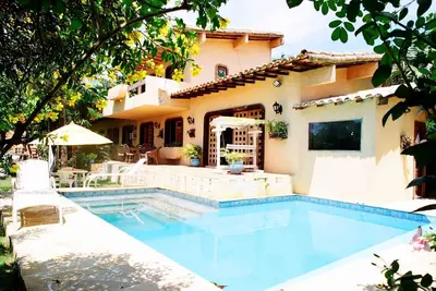 Image de Maison 6 suites et 100 mètres de la plage Horseshoe \/ Full Service Homemade