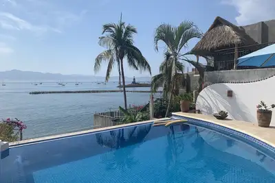 Image de Beachfront Casa w / large Infiniti Pool, LaCruz / Bucerias