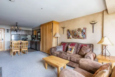 Image de Nouvelle Liste! Ski-in / out condo w / vue sur le mtn et partagé spa, accès piscine et salle de gym