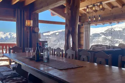 Image de Très beau Chalet à 200m des pistes de la Plagne - 12-15 pers.