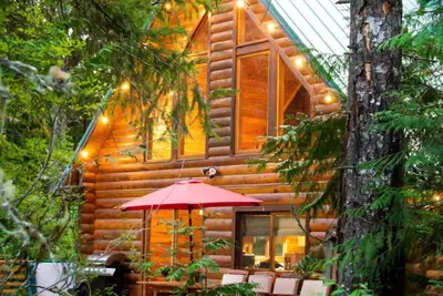 Image de Majestic Mountain Home sur 10 acres avec bain Ă remous