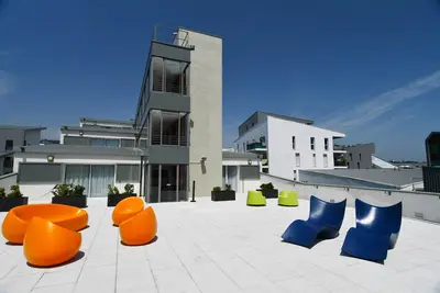 Image de Appart Charmant + Chic avec Terrasse et Cuisine Privée