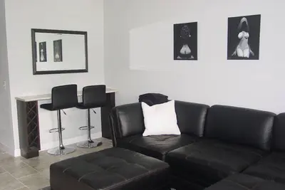 Image de Escapade parfaite dans cette station nudiste privée!
