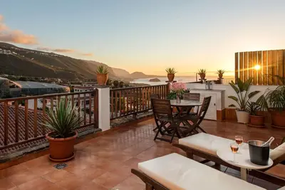 Image de Ocean\/volcano views, terrace, wifi, concierge [B]