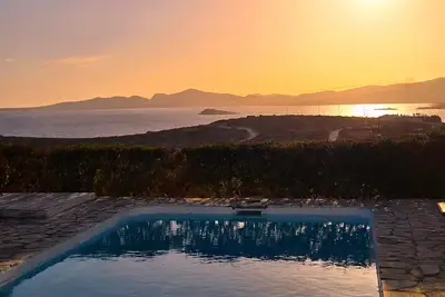 Villa de luxe et piscine privée, calme et charmante avec vue fantastique