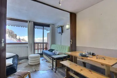 Image de Charmant studio avec balcon et vue Mont-Blanc, Ă 50m des pistes