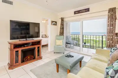Image de Ocean Front ShoreThing Condo; Superbe Vue, accès direct océan / plage