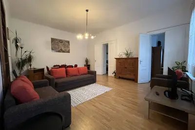 Image de Immense maison confortable entièrement équipée dans la vieille ville