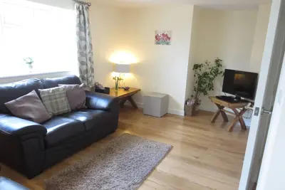 Image de Oxford Apartments 2 - Moderne, bel appartement entièrement meublé avec parking