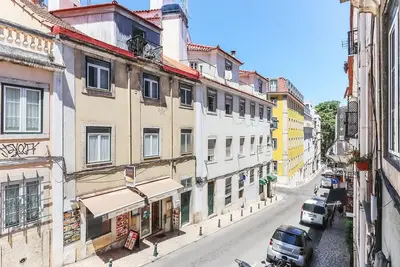 Liberdade Stylish Apt with Balcony