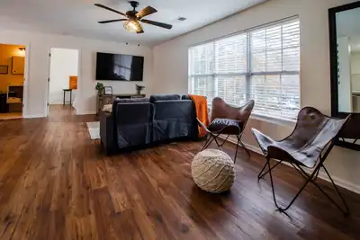 Image de Maison de ville 4 Br \/ 3 Ba