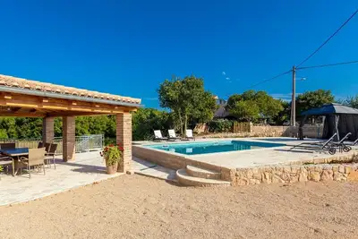 Image de Villa א Malinska avec piscine privיe
