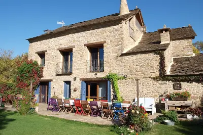 Image de Belle éco-maison complète, 15 personnes