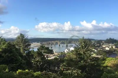 Image de Newport - Abbey Road - Vues spectaculaires sur l'océan et le pont, location 30 jours \/ longue durée