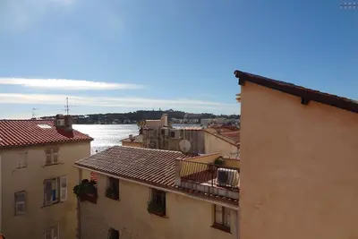 appartement de luxe avec vue sur la mer, terrasse, et 1 minute de la plage