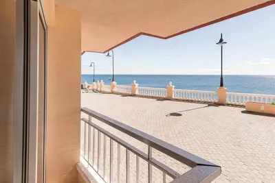 Image de Première ligne avec de belles vues sur la mer