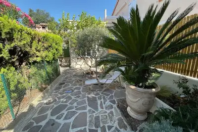 Image de Maison confortable avec jardin centre ville Sainte Maxime 2 personnes