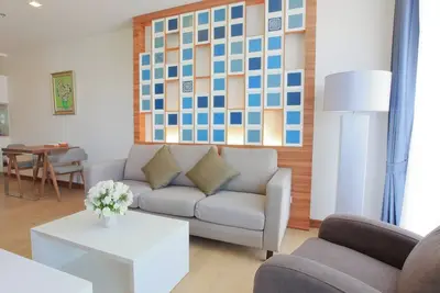 Image de L'Astra Suite Chiang Mai par Aon