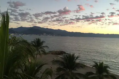 Image de Joyau de Puerto Vallarta! Super endroit. Marcher jusqu'à des restraunts \/ faire du shopping face à l'océan