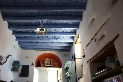 Image de Maison en pierre médiévale traditionnelle à \"Ano Syros\"