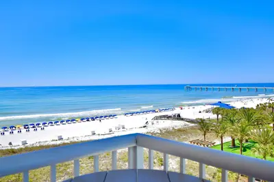 Image de 603 Destin West Gulfside ~ Spectaculaire Penthouse View! ~ Service de plage gratuit!